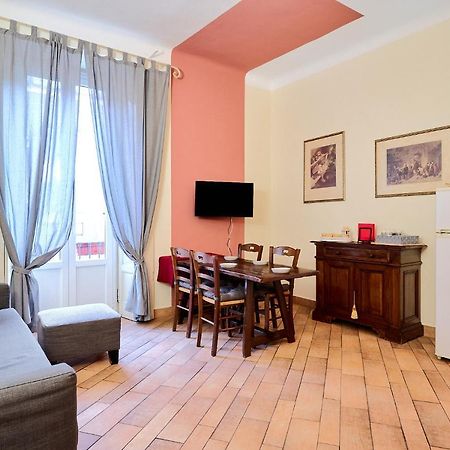 Xenia Apartments - Elegant Flat In The Center Of Milaan Buitenkant foto