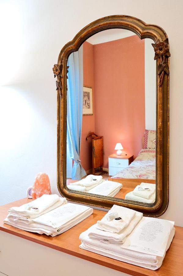 Xenia Apartments - Elegant Flat In The Center Of Milaan Buitenkant foto